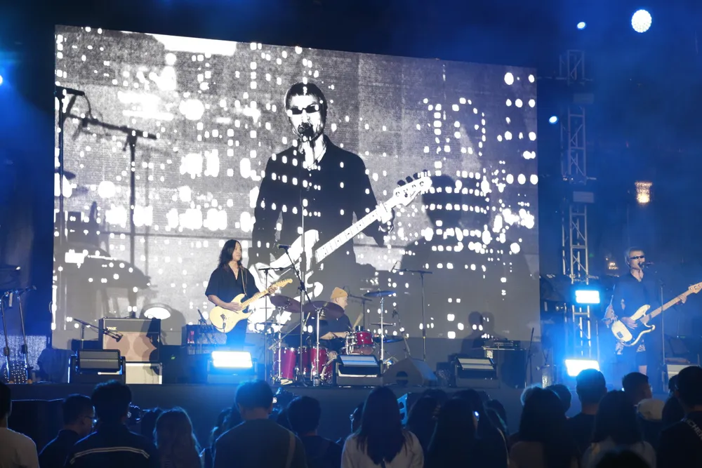 Phố Hàng Nhạc sẽ kết nối các nghệ sĩ và khán giả, từ rock đến pop, indie tới dân gian, mang đến một hành trình âm nhạc phong phú. Ảnh: HÀ NGUYỄN Phố Hàng Nhạc sẽ kết nối các nghệ sĩ và khán giả, từ rock đến pop, indie tới dân gian, mang đến một hành trình âm nhạc phong phú. Ảnh: HÀ NGUYỄN