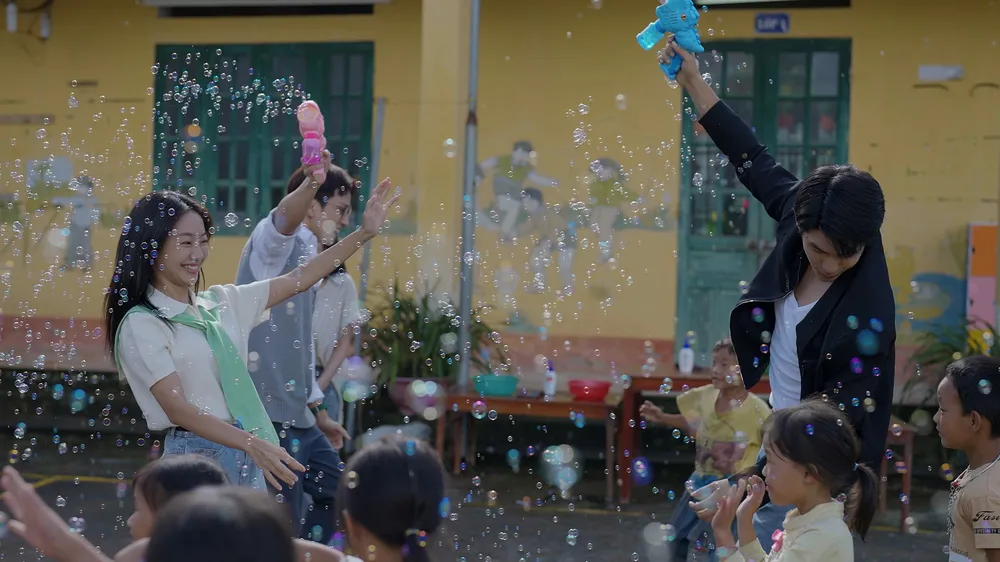 Nhiều gương mặt mới mẻ, trong trẻo và hồn nhiên Nhiều gương mặt mới mẻ, trong trẻo và hồn nhiên