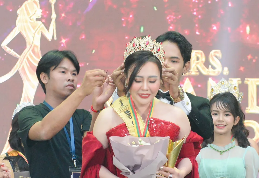 Hoa hậu Mrs Grand International 2022 Phan Kim Oanh sẽ được giữ tiếp vương miện, tiếp tục làm hoa hậu nhiệm kỳ thêm 1 năm tiếp theo