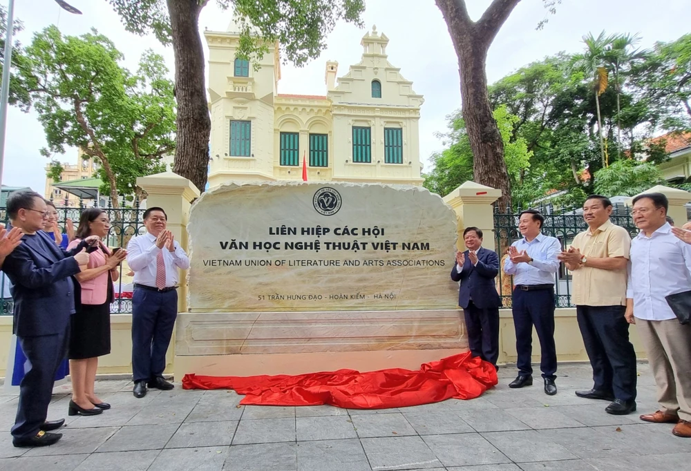 Khánh thành công trình trùng tu biệt thự 100 năm tuổi, trụ sở Liên hiệp các Hội Văn học nghệ thuật Việt Nam