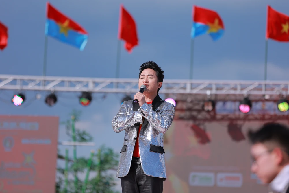 Tung Duong (2).JPG