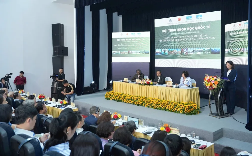 Hội thảo do Bộ Ngoại giao, Ủy ban Quốc gia UNESCO Việt Nam phối hợp với các đơn vị liên quan tổ chức. Ảnh: QUYÊN HOÀNG hoi-thao.jpg