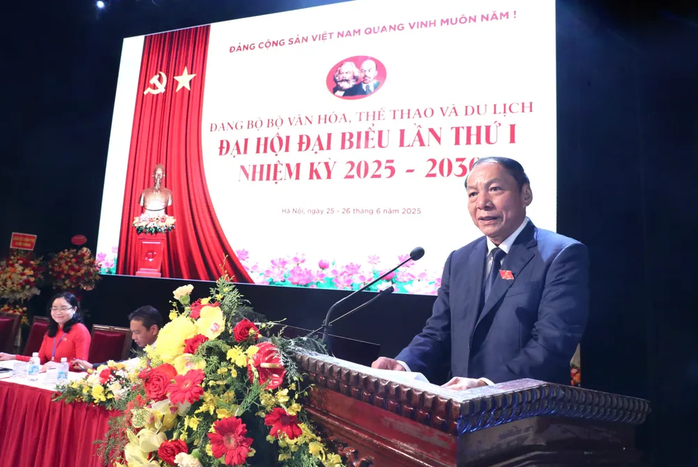 Bộ trưởng Bộ VH-TT-DL phát biểu tại đại hội. Ảnh: VIẾT CHUNG c7a6cc60-6f6b-4577-a434-3d0dfc3e8a89.jpg