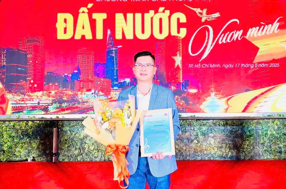 Auteur Le Ba Thuong cd17c95c-1ec5-485d-be27-b5458364a210.jpg