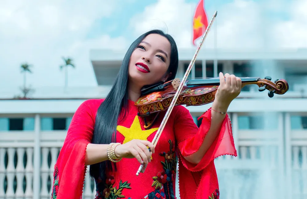Художник Тринь Минь Хиен trinh_minh_hien_scog.jpg