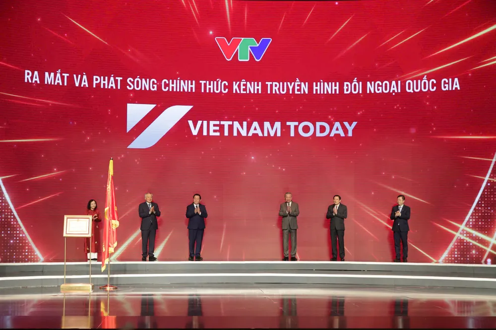Tổng Bí thư Tô Lâm và các đại biểu thực hiện nghi thức ra mắt kênh truyền hình đối ngoại quốc gia Vietnam Today edca398fa45b2f05764a-41223366924515557751060.jpg