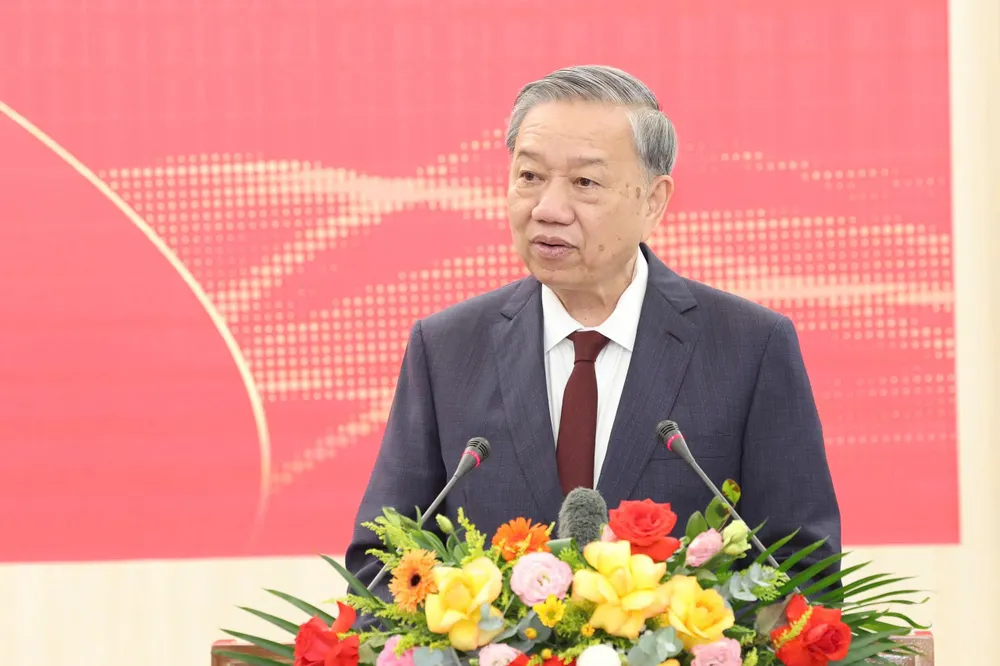 Tổng Bí thư Tô Lâm phát biểu tại lễ ra mắt Trang thông tin điện tử "Đảng Cộng sản Việt Nam - Đại hội XIV" e7d8e8bbec2967773e38.jpg