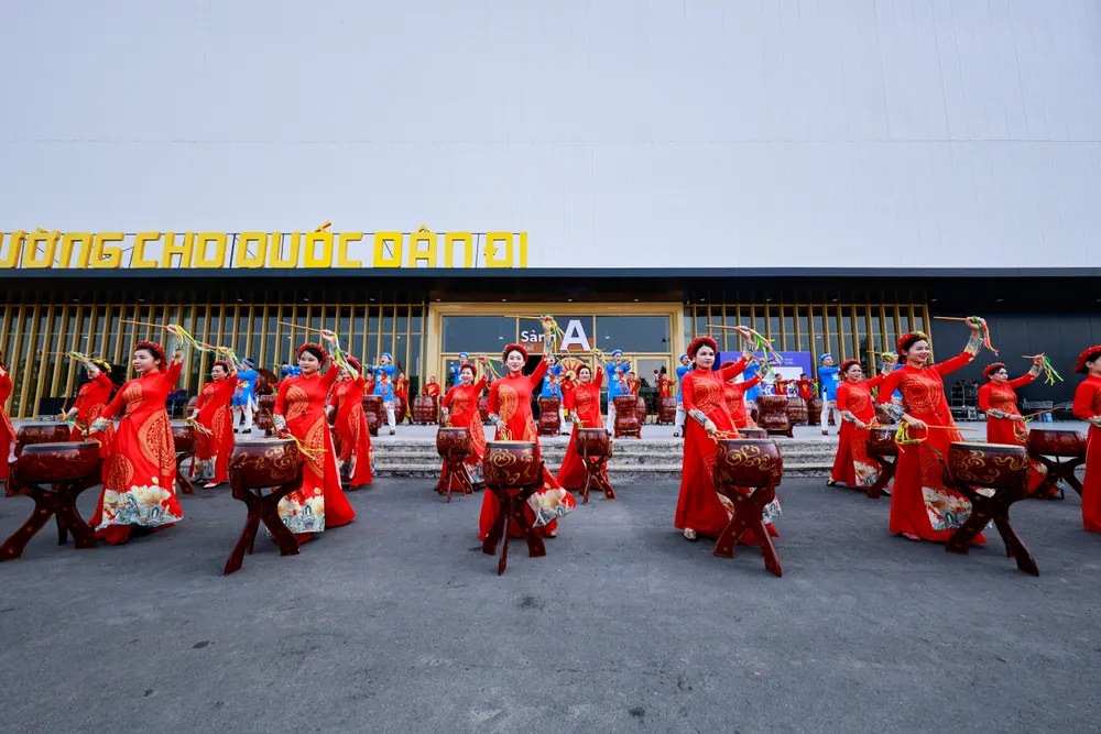 Nhiều hoạt động văn hóa nghệ thuật được thực hiện trong suốt thời gian diễn ra triển lãm _MG_8734.JPG