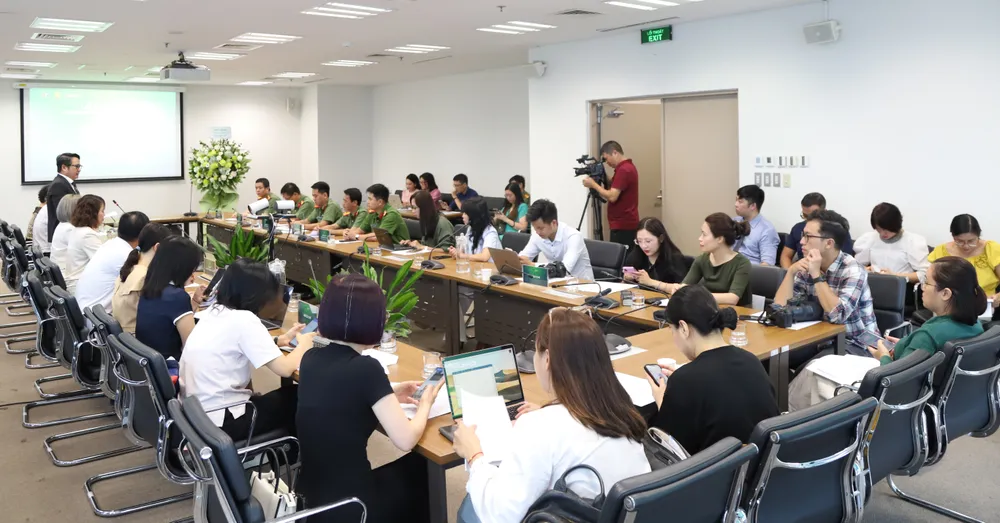 Họp báo công bố về chương trình "Cảnh giác 247" img-0949-35019628853474536621168.JPG