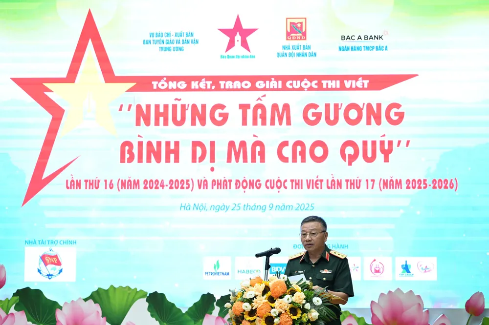 Thượng tướng Lê Quang Minh, Phó Chủ nhiệm Tổng cục Chính trị Quân đội nhân dân Việt Nam, phát biểu chỉ đạo cuộc thi 1162a5a3-4558-4757-9da3-46c6ab9e0ed1.jpg