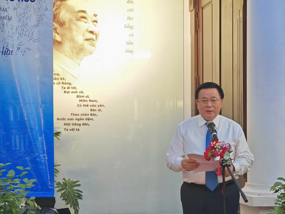 GS-TS Nguyễn Xuân Thắng, Giám đốc Học viện Chính trị Quốc gia Hồ Chí Minh phát biểu tại lễ kỷ niệm tohuu3.jpg