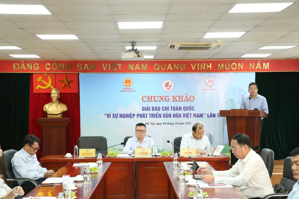 Khai mạc vòng chung khảo Giải Báo chí toàn quốc “Vì sự nghiệp phát triển Văn hóa Việt Nam” 3165e5c1ad9020ce7981.jpg