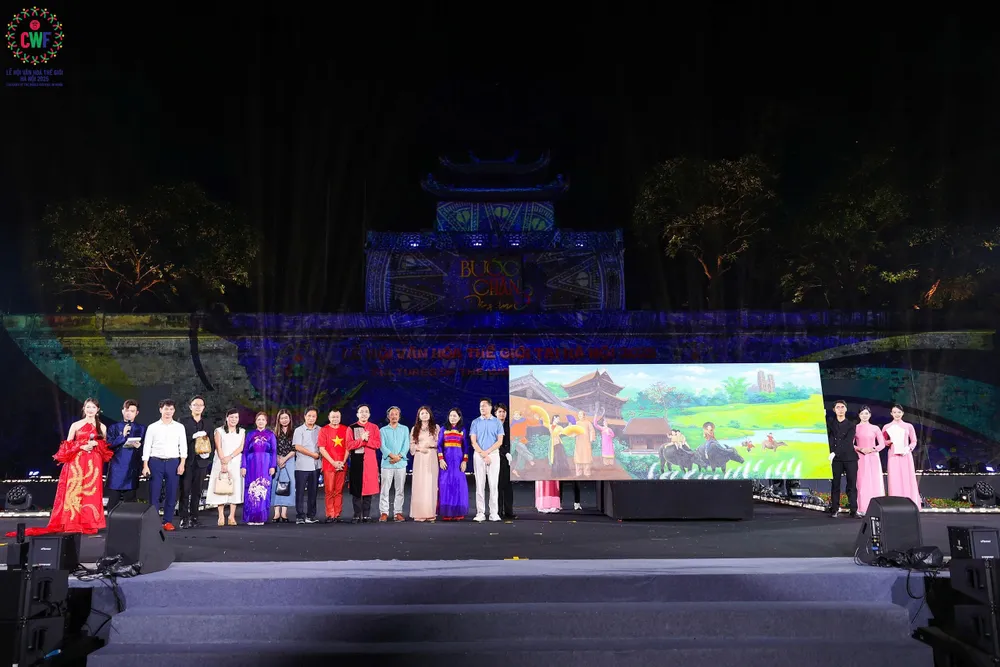 Bức tranh được Ngân hàng SHB và Tập đoàn T&T Group đấu giá thành công với số tiền 1 tỷ đồng 40 (1).jpg