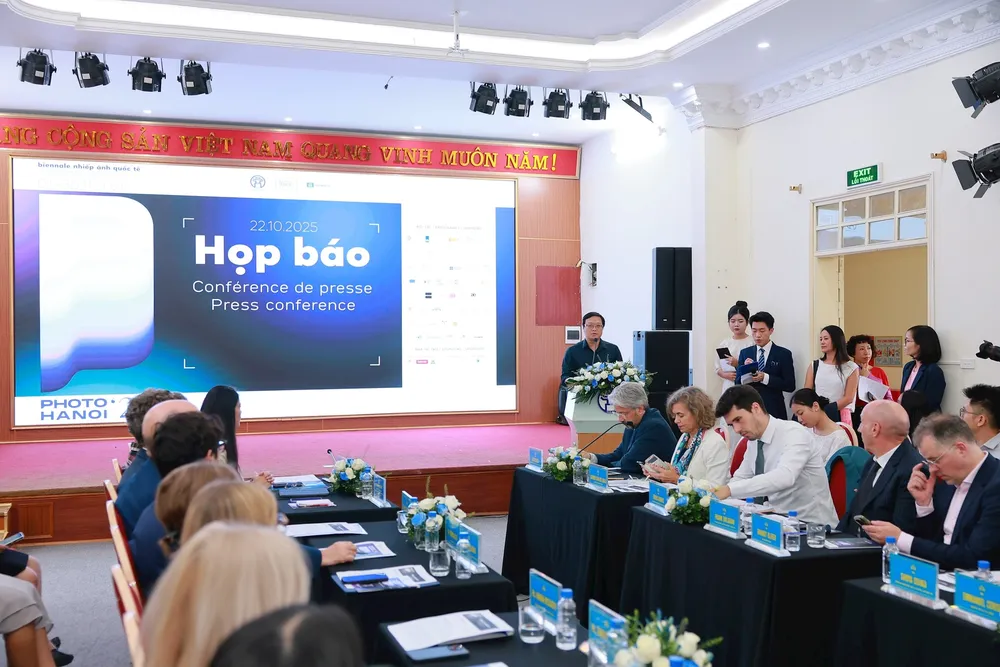 Họp báo công bố sự kiện Photo Hanoi’25 photo-ha-noi-3.jpg
