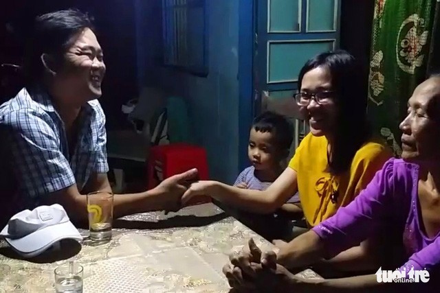 掌摑水仙姐男子親自前來道歉