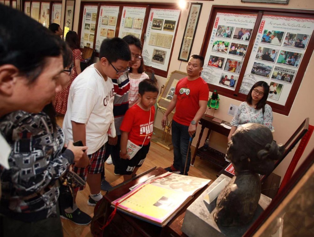 觀眾了解物品的背後故事。