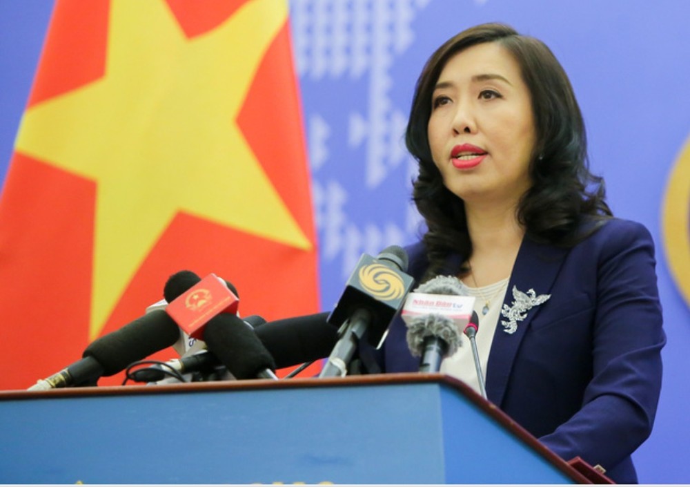 對所有外籍人暫時停止在口岸簽發簽證