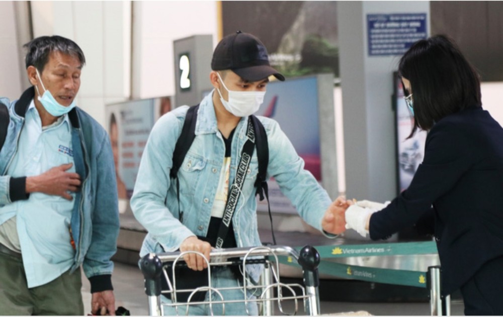 3月22日起   暫停外國人、持免簽證越南人入境