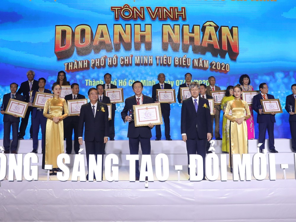 多家華人企業獲推崇 ảnh 1