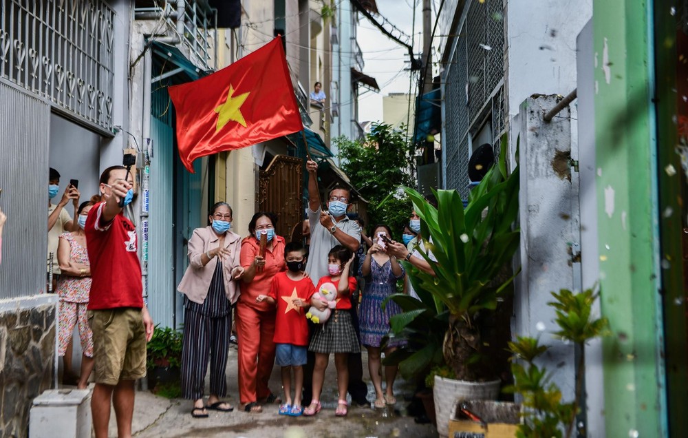 415號巷居民對巷子獲解封表示興奮。