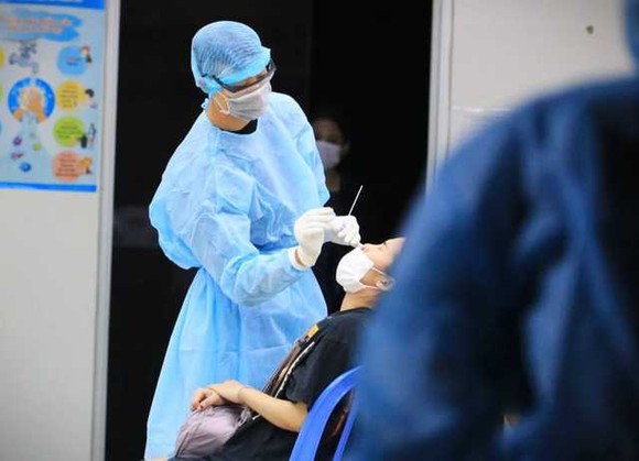 全國下午新增829例新冠病例   累計全日2923例