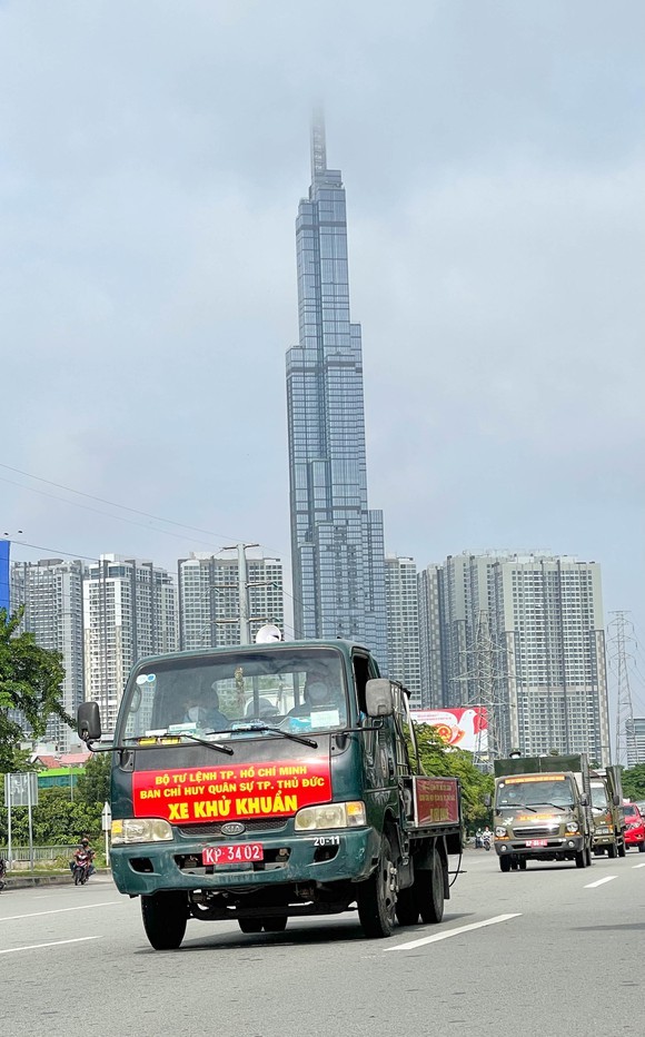 武裝力量在全市進行消毒 ảnh 1 武裝力量在全市進行消毒 ảnh 1