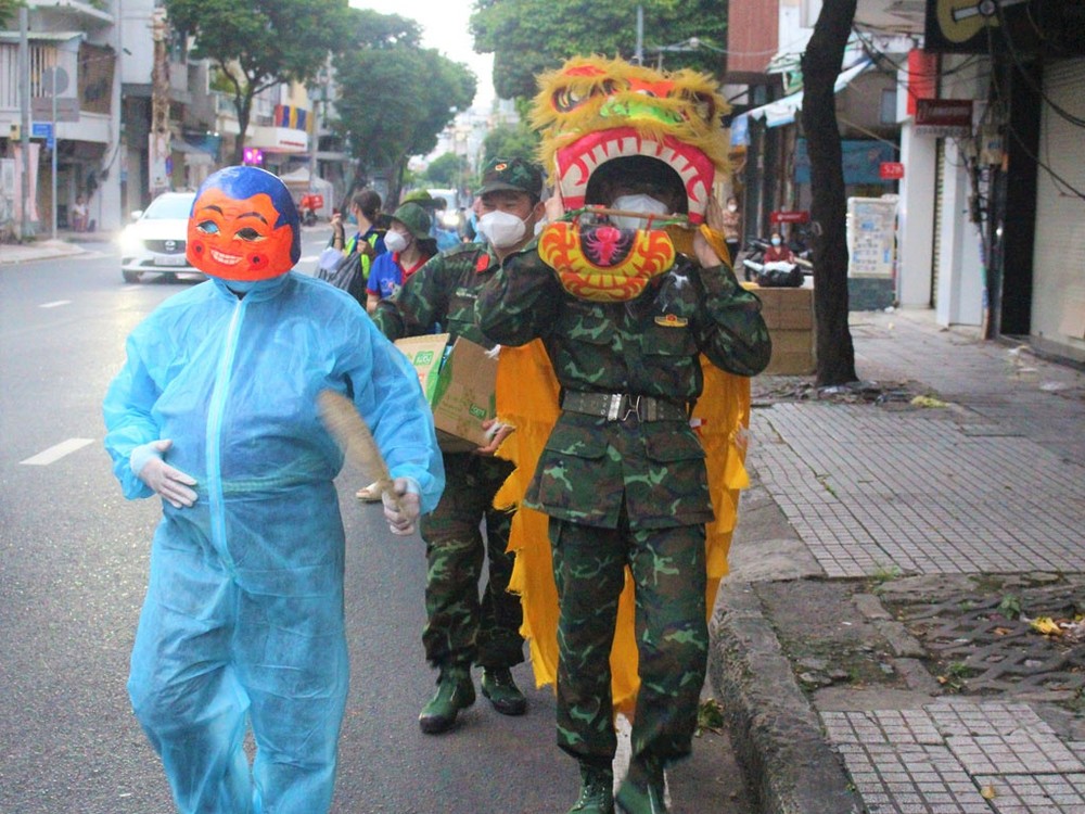 疫情中暖人心的中秋節 ảnh 6