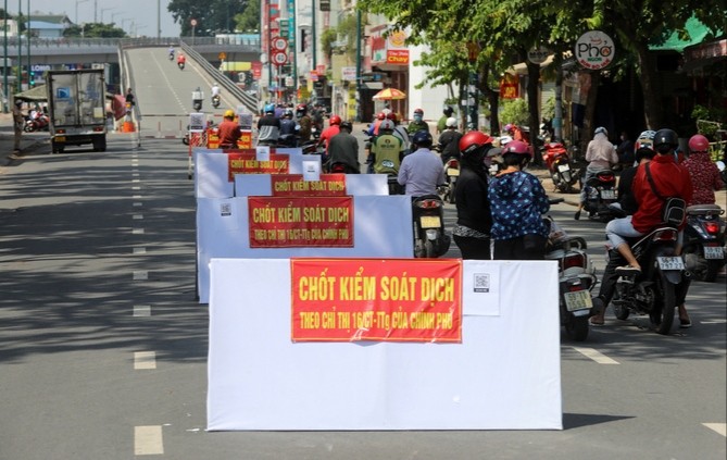 疫情爆發風險高   各地提高警惕