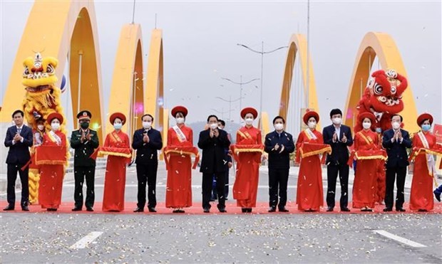  ￼政府總理范明政出席廣寧省重點交通項目竣工儀式。( 圖自越通社)