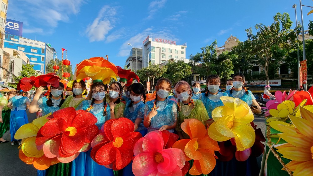壬寅年元宵盛會氣氛沸騰 ảnh 5