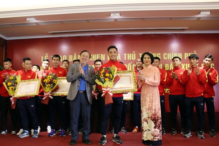 國家5人制足球隊榮獲獎狀