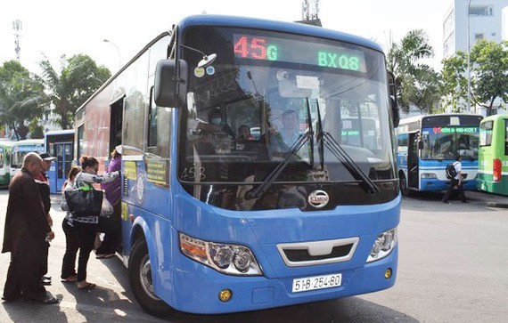 兩跨省巴士線恢復運營