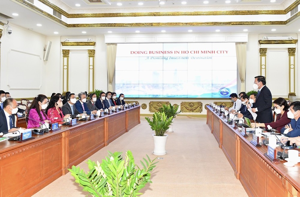 胡志明市為疫後建設綠區招商引資 ảnh 1