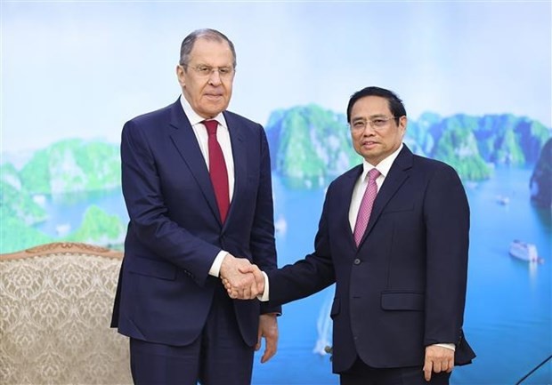 政府總理范明政會見俄羅斯聯邦外交部長