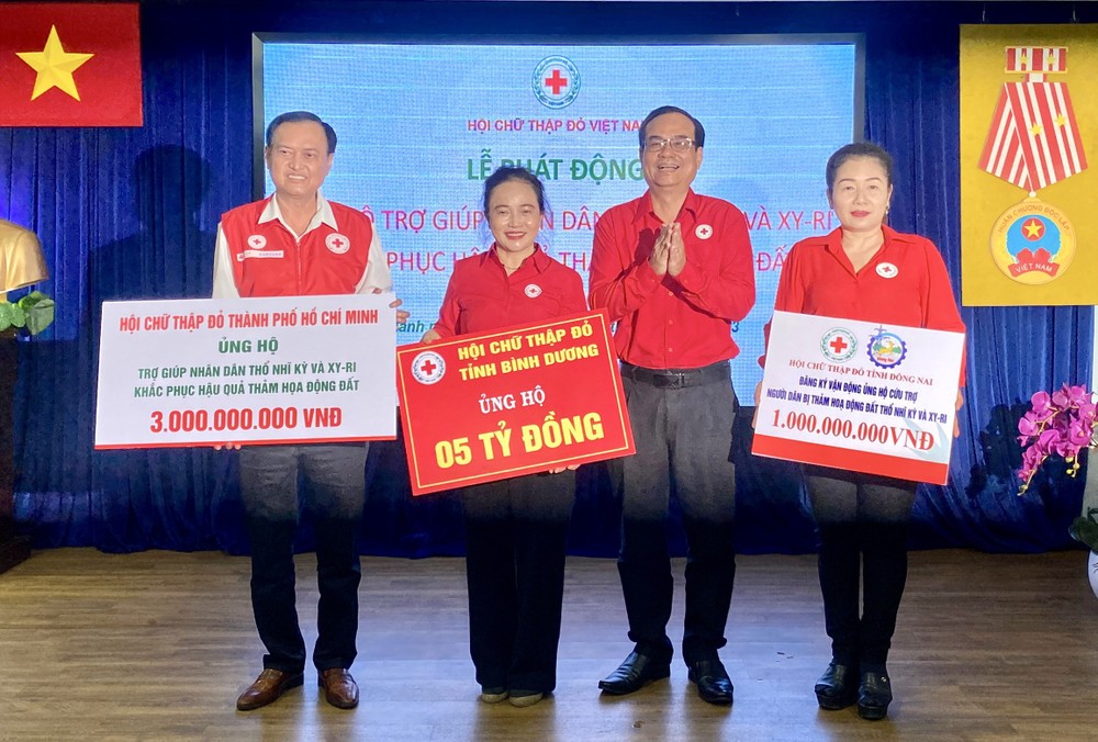 本市、同奈省与平阳省认捐款项。 本市、同奈省与平阳省认捐款项。