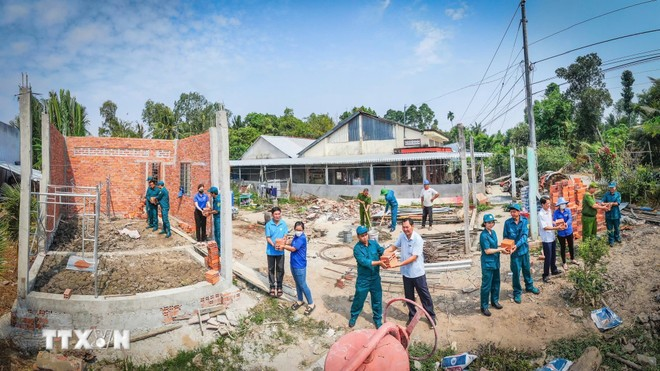危旧房清零运动让每一位公民都能居住在安全、温暖、充满希望的家园之中。图自越通社