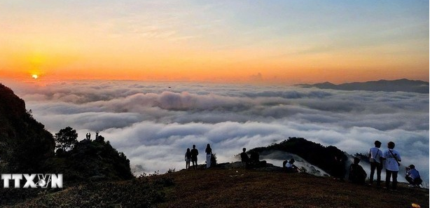 同高山顶的美景。