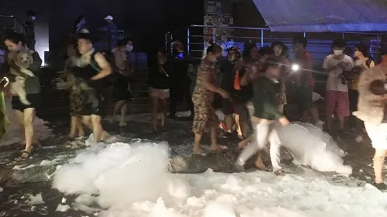 Khởi tố vụ án gây cháy chung cư Carina Plaza ảnh 4 Khởi tố vụ án gây cháy chung cư Carina Plaza ảnh 4