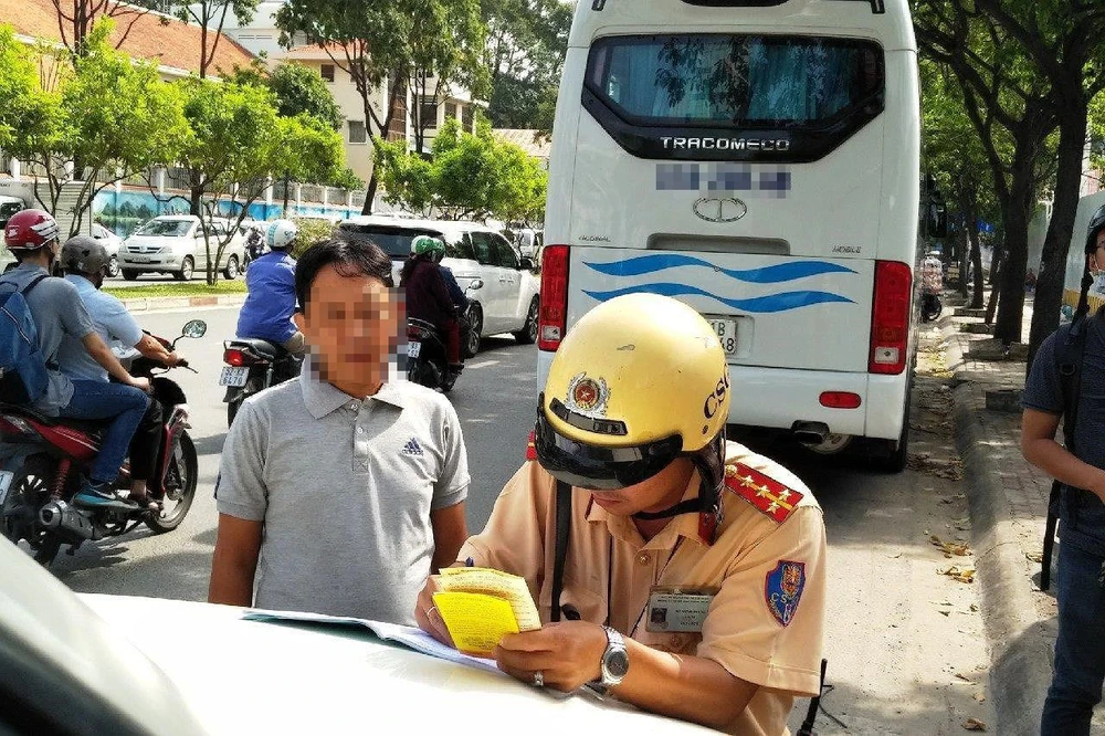 Tổng kiểm soát phương tiện ở TPHCM: Tránh “đầu voi đuôi chuột“ ảnh 6 Tổng kiểm soát phương tiện ở TPHCM: Tránh “đầu voi đuôi chuột“ ảnh 6