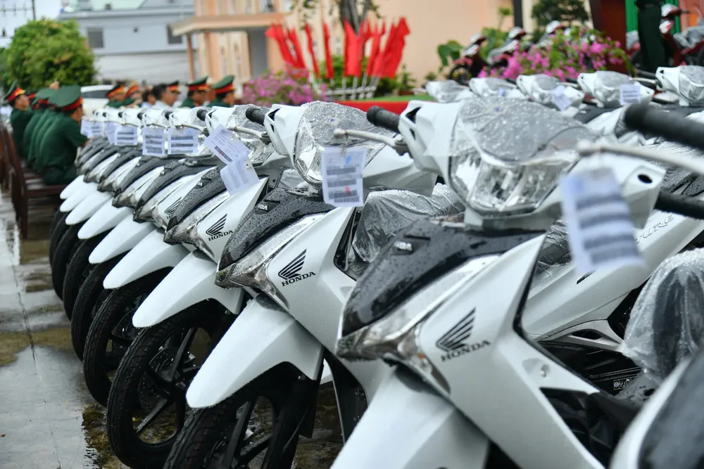 Xe máy được trang bị cho lực lượng quân sự cấp xã ở Kiên Giang Cận cảnh xe máy trao trong đợt này.jpg