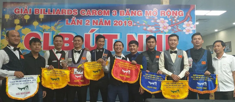 Nguyễn Quốc Nguyện bảo vệ ngôi vô địch giải Billiards 3 băng Út Nhi ảnh 1 Nguyễn Quốc Nguyện bảo vệ ngôi vô địch giải Billiards 3 băng Út Nhi ảnh 1