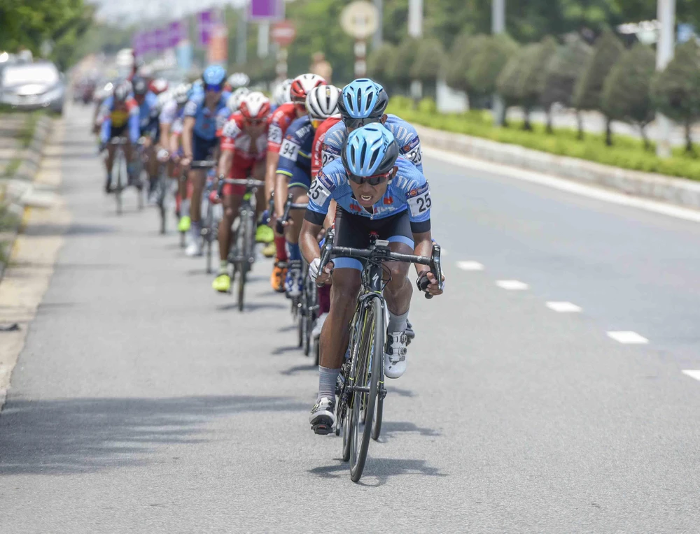 Giải xe đạp quốc tế VTV Cúp: Loic lấy lại áo vàng giúp Bike Life Đồng Nai thắng lớn ảnh 2 Giải xe đạp quốc tế VTV Cúp: Loic lấy lại áo vàng giúp Bike Life Đồng Nai thắng lớn ảnh 2