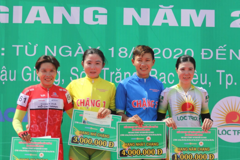“Nữ hoàng” Nguyễn Thị Thật chứng tỏ năng lực nước rút tại chặng 1 giải xe đạp nữ An Giang 2020 ảnh 1 “Nữ hoàng” Nguyễn Thị Thật chứng tỏ năng lực nước rút tại chặng 1 giải xe đạp nữ An Giang 2020 ảnh 1