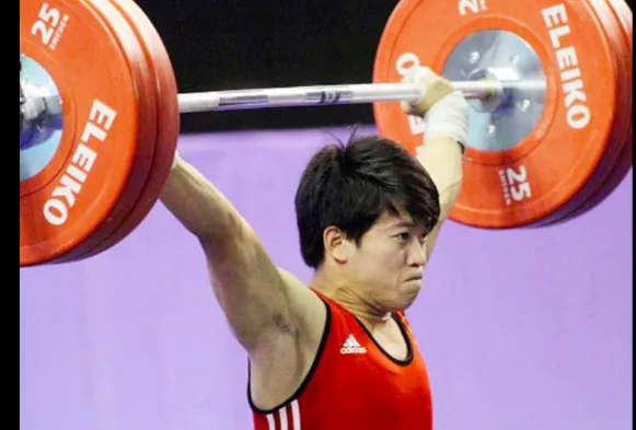 Lực sĩ Trần Lê Quốc Toàn sẽ có chiếc HCĐ Olympic.
