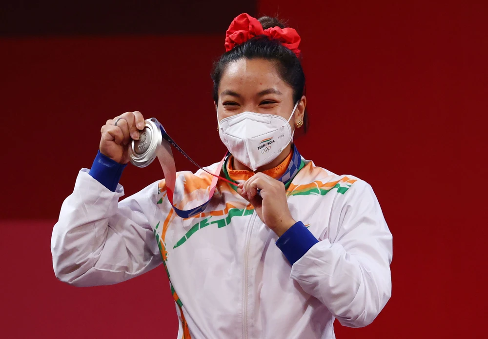 Mirabai Chanu đoạt HCB 49kg nữ tại Olympic Tokyo