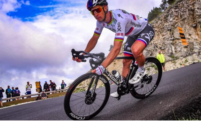 Peter Sagan vẫn là tay đua được mến mộ nhất