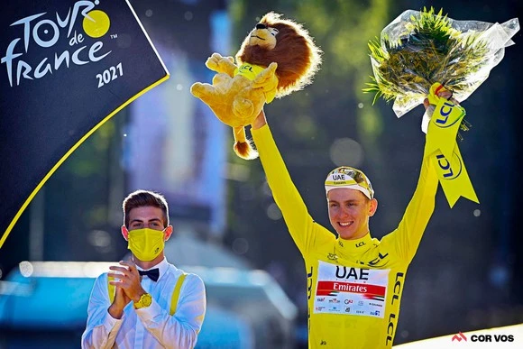 Liệu Tadej Pogacar sẽ đăng quang Tour de France lần thứ 3 liên tiếp?