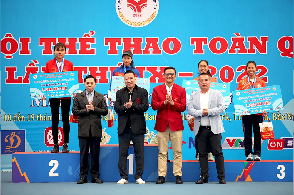 Trao giải cho nội dung đơn nữ Trao giải cho nội dung đơn nữ