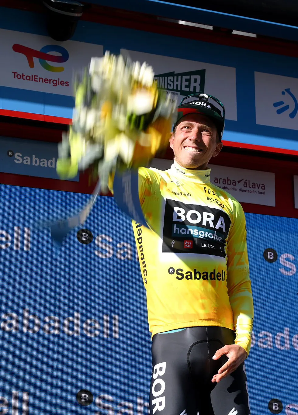 Ide Schelling đoạt áo vàng tổng sắp