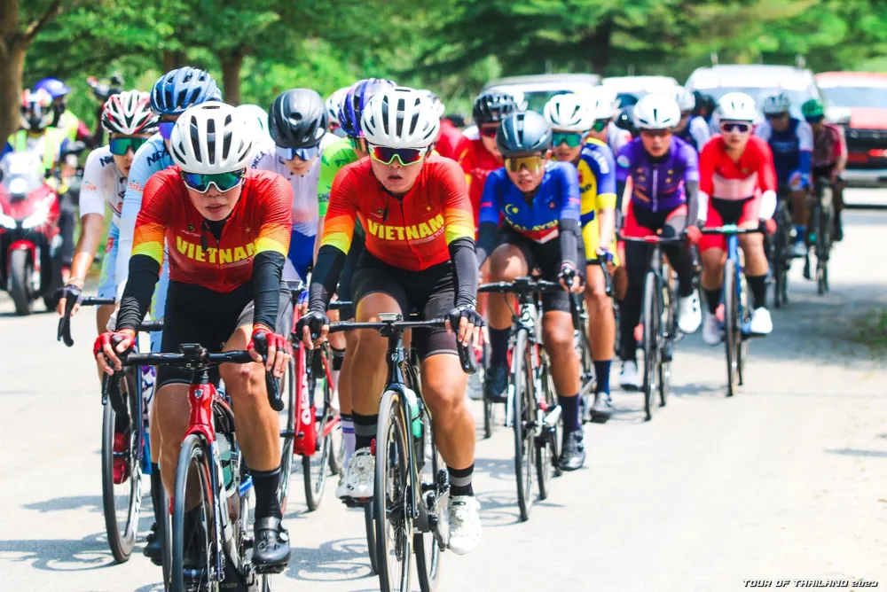 Dù cố gắng như đội tuyển Việt Nam vẫn không bảo vệ được Áo vàng cho Thật